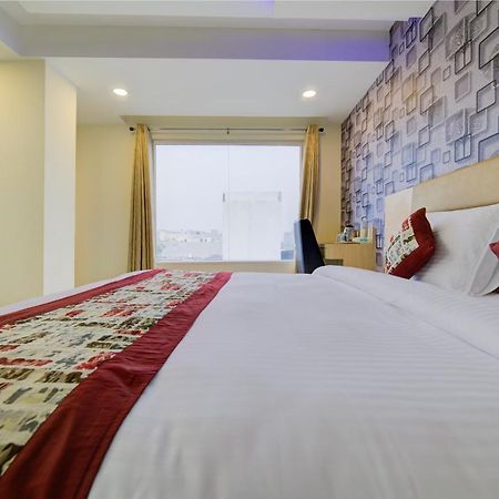 Airport Hotel Daya Capitol Nowe Delhi Zewnętrze zdjęcie