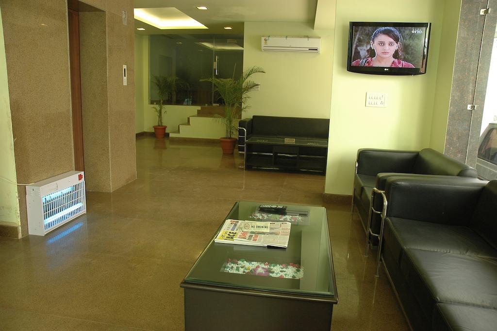 Airport Hotel Daya Capitol Nowe Delhi Zewnętrze zdjęcie