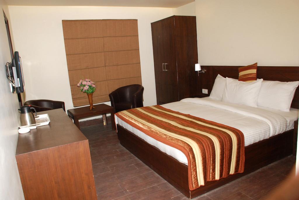 Airport Hotel Daya Capitol Nowe Delhi Pokój zdjęcie