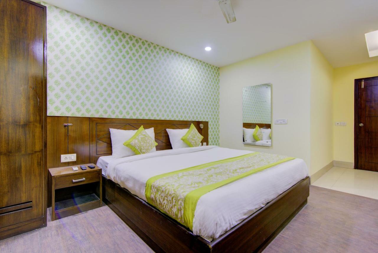 Airport Hotel Daya Capitol Nowe Delhi Zewnętrze zdjęcie