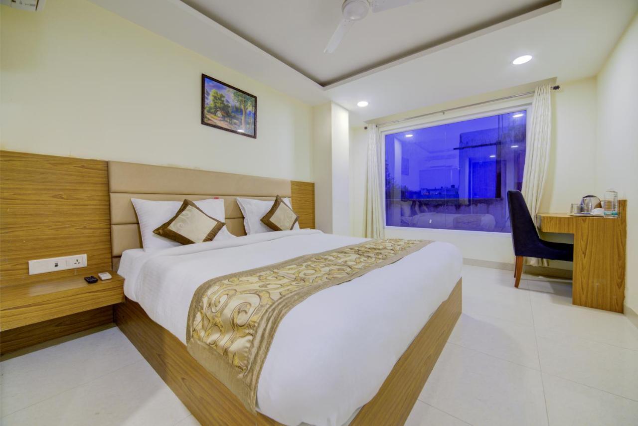 Airport Hotel Daya Capitol Nowe Delhi Zewnętrze zdjęcie